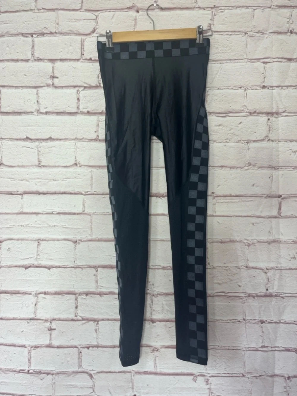 Alala Varsity Perforated High-Rise Legging in Black & Checker Size XS EUC